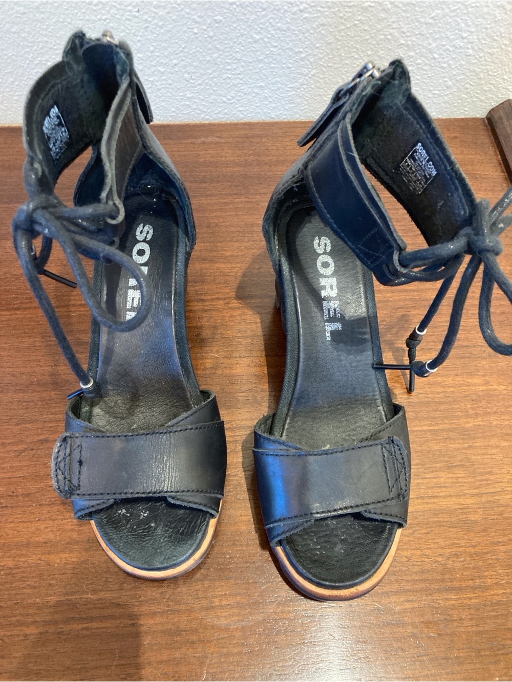 Sorel Black Open-Toe Lace-Up Block Heel Sandals